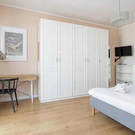 Rentplanet - Bialobrzeska * Warsaw